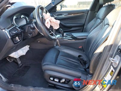 Zdjęcie 7 z 12 samochodu: 2018 BMW 530 XI VIN:WBAJA7C55JWA73171 - miniatura