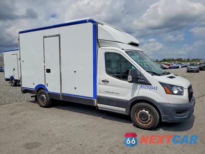 Czwarte zdjęcie samochodu z boku: 2020 FORD TRANSIT DELIVERY TRUCK VIN:1FDBW5Z84LKB80326 - miniatura