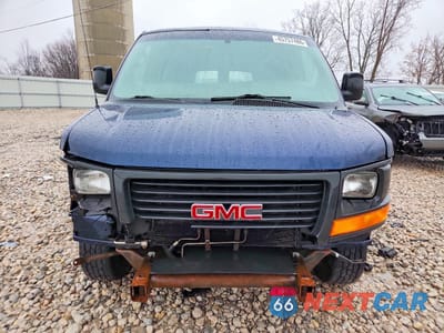 Piąte zdjęcie samochodu w środku: 2008 GMC SAVANA 3500 DELIVERY VAN VIN:1GTHG356681158359 - miniatura