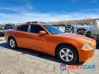 Czwarte zdjęcie samochodu z boku: 2011 DODGE CHARGER VIN:2B3CL3CG3BH588698 - miniatura