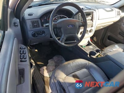 Zdjęcie 8 z 12 samochodu: 2005 FORD EXPLORER XLT VIN:1FMZU73K85UB05852 - miniatura