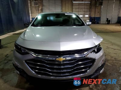 Piąte zdjęcie samochodu w środku: 2020 CHEVROLET MALIBU LT VIN:1G1ZD5ST6LF106365 - miniatura