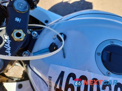 Zdjęcie 8 z 9 samochodu: 2020 SUZUKI GSX-R750 VIN:JS1GR7MA1L7100100 - miniatura