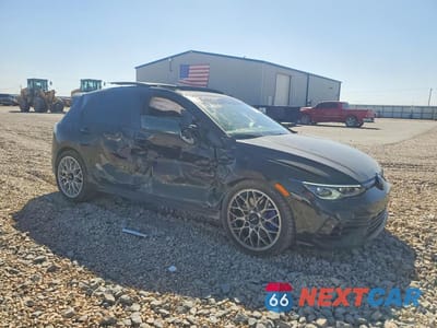 Czwarte zdjęcie samochodu z boku: 2024 VOLKSWAGEN GOLF R VIN:WVWEB7CD3RW178826 - miniatura