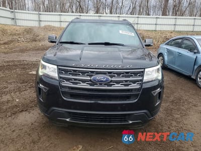 Piąte zdjęcie samochodu w środku: 2019 FORD EXPLORER XLT VIN:1FM5K8D82KGA07178 - miniatura