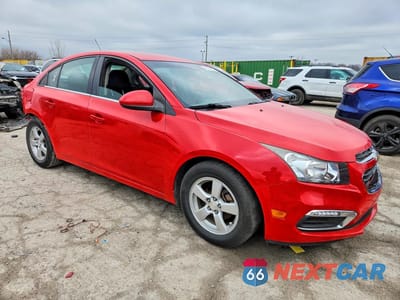 Czwarte zdjęcie samochodu z boku: 2015 CHEVROLET CRUZE LT VIN:1G1PC5SB1F7285866 - miniatura