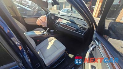 Piąte zdjęcie samochodu w środku: 2012 BMW X5 XDRIVE35I VIN:5UXZV4C55CL754942 - miniatura