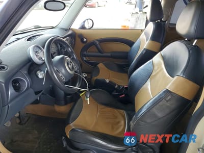 Zdjęcie 7 z 12 samochodu: 2004 MINI COOPER VIN:WMWRC33414TC49068 - miniatura