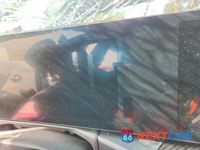 Zdjęcie 9 z 11 samochodu: 2026 BMW M3 COMPETITION VIN:WBS33HJ06TFW16104 - miniatura