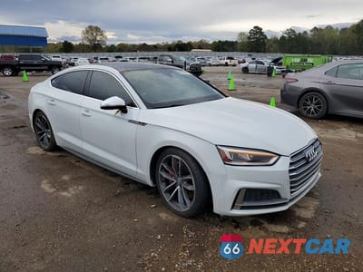 Czwarte zdjęcie samochodu z boku: 2018 AUDI S5 PRESTIGE VIN:WAUC4CF52JA117965 - miniatura