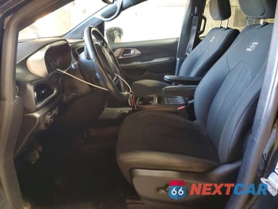 Zdjęcie 7 z 13 samochodu: 2019 CHRYSLER PACIFICA TOURING PLUS VIN:2C4RC1FG8KR669134 - miniatura