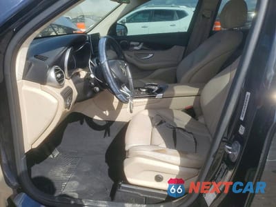 Zdjęcie 7 z 13 samochodu: 2016 MERCEDES-BENZ GLC 300 VIN:WDC0G4JBXGF111367 - miniatura