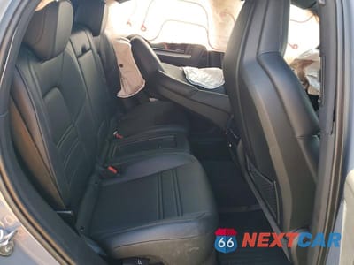 Zdjęcie 10 z 13 samochodu: 2025 PORSCHE CAYENNE S COUPE VIN:WP1BL2AY9SDA39311 - miniatura