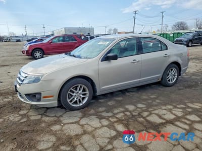 2010 FORD FUSION S 3FAHP0GA4AR349196 - główne zdjęcie licytacji z USA - miniatura