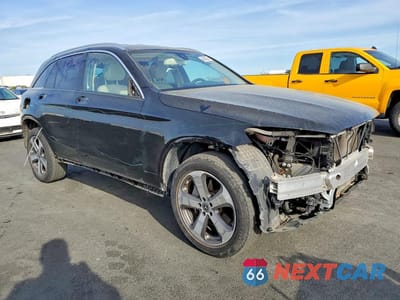 Czwarte zdjęcie samochodu z boku: 2019 MERCEDES-BENZ GLC 300 VIN:WDC0G4JB9KV136078 - miniatura