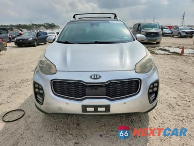 Piąte zdjęcie samochodu w środku: 2017 KIA SPORTAGE SX TURBO VIN:KNDPRCA60H7182570 - miniatura