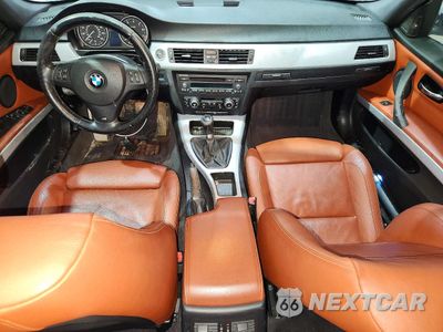 Zdjęcie 8 z 13 samochodu: 2011 BMW 328 XI VIN:WBAPK7C54BA772052 - miniatura