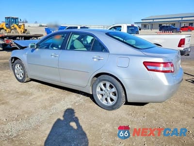 Drugie zdjęcie samochodu z przodu: 2011 TOYOTA CAMRY LE VIN:4T4BF3EK3BR183748 - miniatura