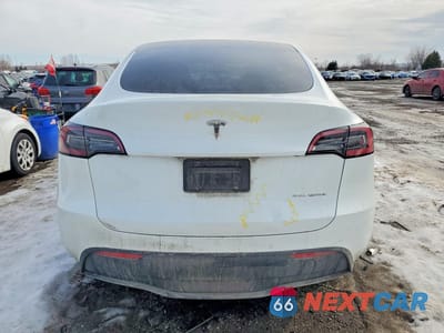Zdjęcie 6 z 13 samochodu: 2022 TESLA MODEL Y VIN:7SAYGAEE6NF518246 - miniatura