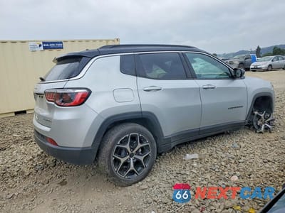 Trzecie zdjęcie samochodu z tyłu: 2025 JEEP COMPASS LIMITED VIN:3C4NJDCNXST545856 - miniatura