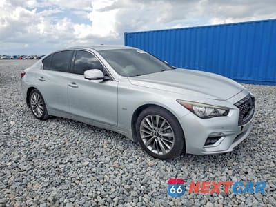 Czwarte zdjęcie samochodu z boku: 2018 INFINITI Q50 3.0T LUXE VIN:JN1EV7AP0JM350589 - miniatura
