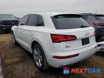 Drugie zdjęcie samochodu z przodu: 2019 AUDI Q5 PREMIUM PLUS VIN:WA1BNAFY0K2099983 - miniatura