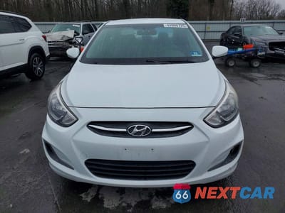 Piąte zdjęcie samochodu w środku: 2017 HYUNDAI ACCENT VALUE EDITION VIN:KMHCT4AE9HU344349 - miniatura