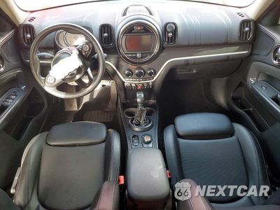 Zdjęcie 8 z 12 samochodu: 2018 MINI COOPER S COUNTRYMAN ALL4 VIN:WMZYT5C36J3D82986 - miniatura