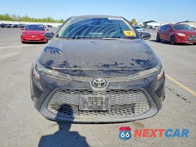 Piąte zdjęcie samochodu w środku: 2020 TOYOTA COROLLA LE VIN:5YFEPRAE2LP032118 - miniatura