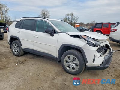 Czwarte zdjęcie samochodu z boku: 2021 TOYOTA RAV4 LE VIN:2T3F1RFV1MC248517 - miniatura