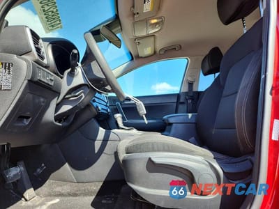 Zdjęcie 7 z 12 samochodu: 2020 KIA SPORTAGE LX VIN:KNDPM3AC3L7814345 - miniatura