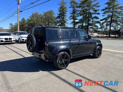 Czwarte zdjęcie samochodu z boku: 2021 LAND ROVER DEFENDER 110 X-DYNAMIC SE VIN:SALE2ERU6M2041349 - miniatura