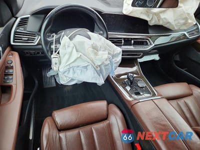 Zdjęcie 8 z 12 samochodu: 2019 BMW X5 XDRIVE40I VIN:5UXCR6C54KLL11816 - miniatura