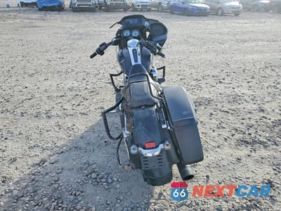 Czwarte zdjęcie samochodu z boku: 2015 HARLEY-DAVIDSON FLTRX ROAD GLIDE VIN:1HD1KHM11FB653206 - miniatura