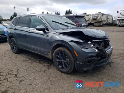 Czwarte zdjęcie samochodu z boku: 2024 VOLKSWAGEN TIGUAN SE VIN:3VV2B7AX3RM035294 - miniatura
