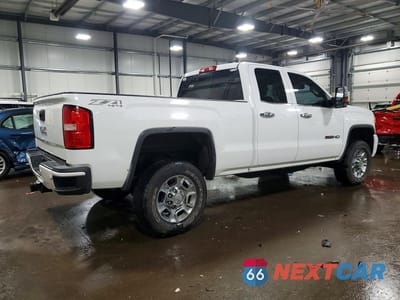 Trzecie zdjęcie samochodu z tyłu: 2015 GMC SIERRA K2500 SLT VIN:1GT22ZEG4FZ514970 - miniatura