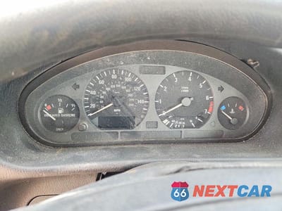 Zdjęcie 9 z 11 samochodu: 1997 BMW 318 I VIN:WBACC9328VEE56697 - miniatura