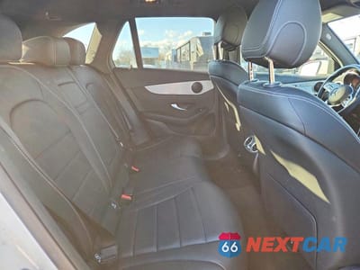 Zdjęcie 10 z 11 samochodu: 2021 MERCEDES-BENZ GLC 300 4MATIC VIN:W1N0G8EB8MV296486 - miniatura