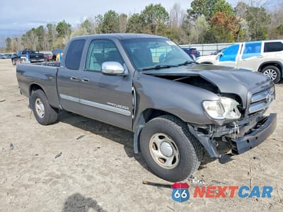 Czwarte zdjęcie samochodu z boku: 2003 TOYOTA TUNDRA SR5 VIN:5TBRN34143S435398 - miniatura