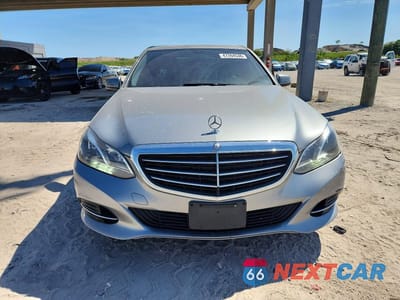 Piąte zdjęcie samochodu w środku: 2014 MERCEDES-BENZ E 350 4MATIC VIN:WDDHF8JB2EA920378 - miniatura