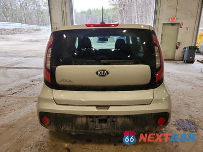 Zdjęcie 6 z 11 samochodu: 2018 KIA SOUL BASE VIN:KNDJN2A27J7609841 - miniatura