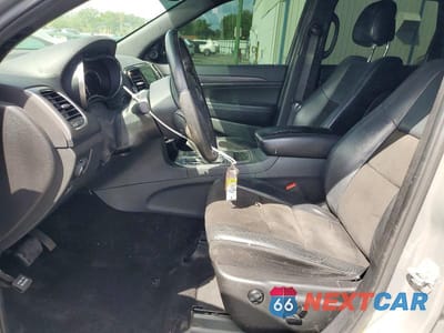 Zdjęcie 7 z 12 samochodu: 2019 JEEP GRAND CHEROKEE LAREDO VIN:1C4RJEAG6KC704539 - miniatura