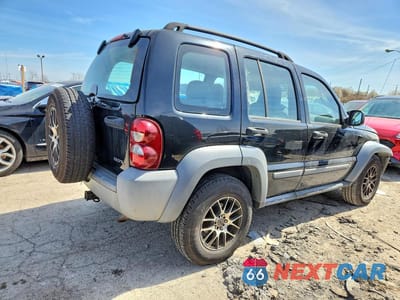 Trzecie zdjęcie samochodu z tyłu: 2005 JEEP LIBERTY SPORT VIN:1J4GK48K15W537447 - miniatura