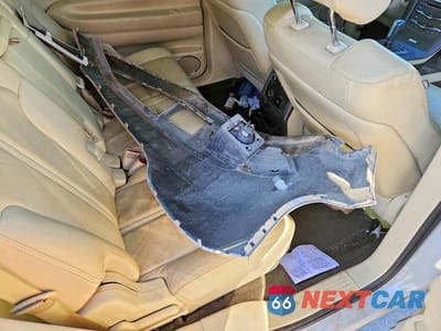 Zdjęcie 13 z 14 samochodu: 2019 LINCOLN MKT VIN:2LMHJ5AT9KBL04001 - miniatura