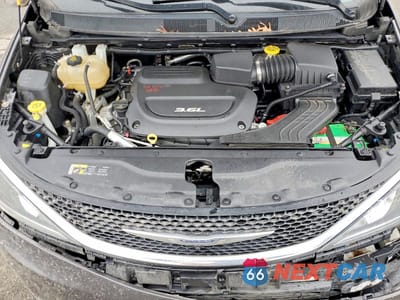 Zdjęcie 12 z 13 samochodu: 2017 CHRYSLER PACIFICA LIMITED VIN:2C4RC1GG6HR614530 - miniatura