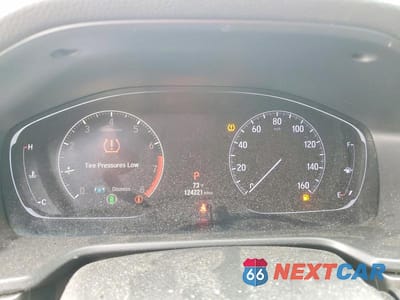 Zdjęcie 9 z 12 samochodu: 2019 HONDA ACCORD LX VIN:1HGCV1F14KA027950 - miniatura