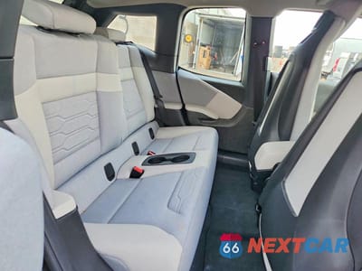 Zdjęcie 10 z 12 samochodu: 2017 BMW I3 BEV VIN:WBY1Z6C30HV949841 - miniatura