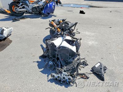 Czwarte zdjęcie samochodu z boku: 2022 YAMAHA YZFR1 VIN:JYARN66E6NA002508 - miniatura