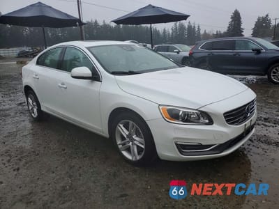 Czwarte zdjęcie samochodu z boku: 2015 VOLVO S60 PLATINUM VIN:YV1612TM9F2333595 - miniatura