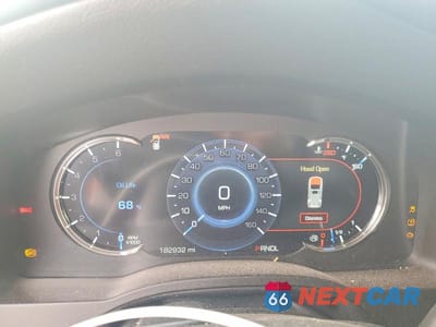 Zdjęcie 9 z 13 samochodu: 2018 CADILLAC ESCALADE LUXURY VIN:1GYS3BKJXJR368601 - miniatura